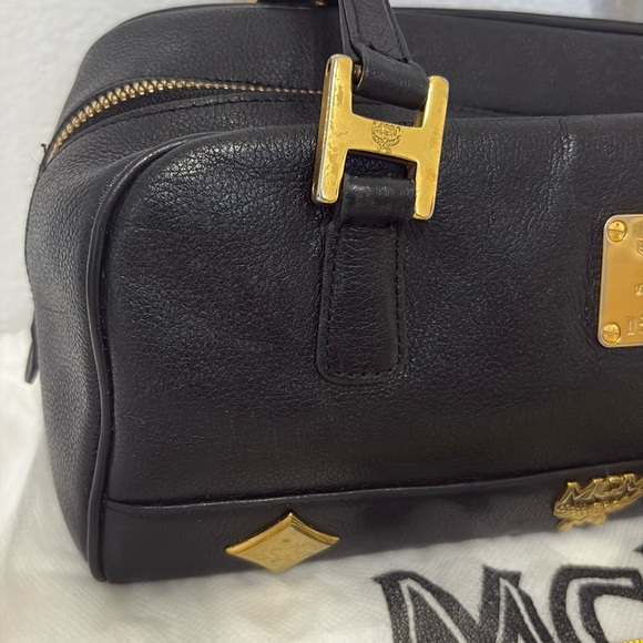 MCM Black Leather Shoulder Bag - Picture 2 of 13